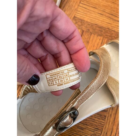 Vionic Womens Harmony Rx
Strappy Sandals size 7.5 - Picture 7 of 7